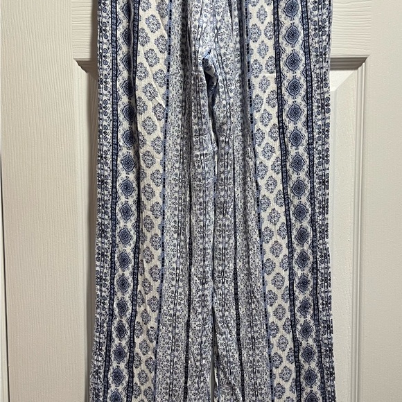 Women’s Joe B Relax Fit Pants - Picture 3 of 5